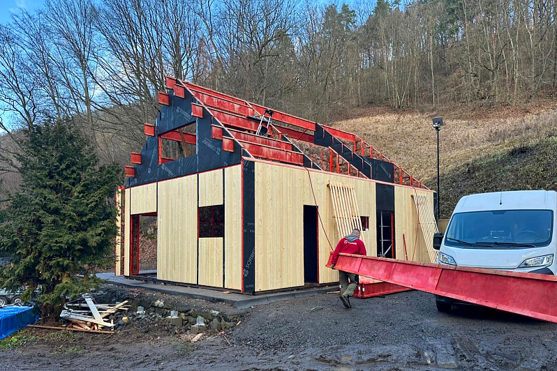 Maison 70 m² en bois kit RE2020 avec permis de construire MENDE V12_A1