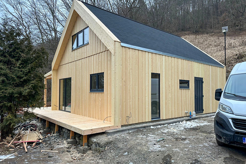 Maison 70 m² en bois kit RE2020 avec permis de construire MENDE V12_A1